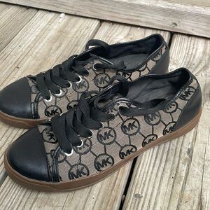 Michael Kors MK Monogram Sneakers Size 7.5